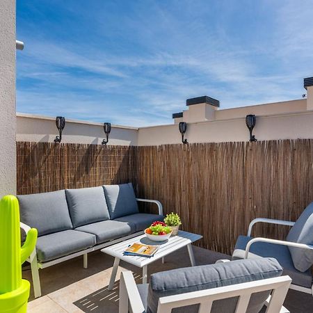La Zenia Cocoon - Luxury Penthouse With Jacuzzi, 2 Pools, Indoor Heated Pool, Sauna, Gym, Playstation Leilighet Dehesa de Campoamor  Eksteriør bilde