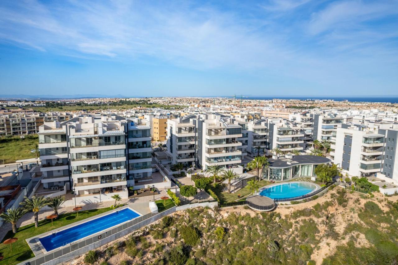 La Zenia Cocoon - Luxury Penthouse With Jacuzzi, 2 Pools, Indoor Heated Pool, Sauna, Gym, Playstation Leilighet Dehesa de Campoamor  Eksteriør bilde