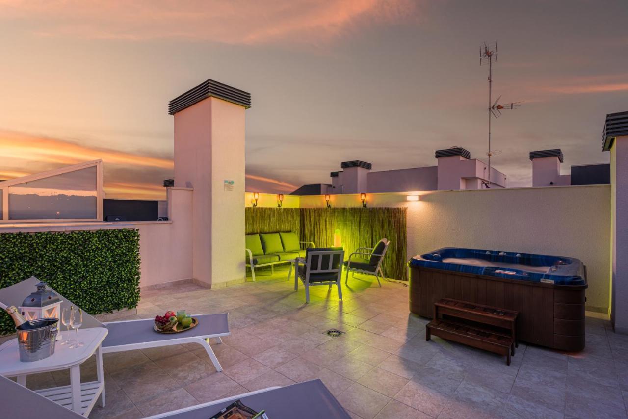 La Zenia Cocoon - Luxury Penthouse With Jacuzzi, 2 Pools, Indoor Heated Pool, Sauna, Gym, Playstation Leilighet Dehesa de Campoamor  Eksteriør bilde